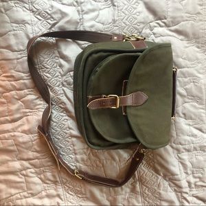 United by Blue camera bag